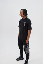 Load image into Gallery viewer, 'g' logo oversized tee
