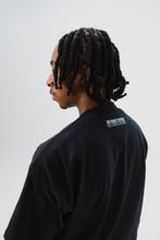 Load image into Gallery viewer, 'g' logo oversized tee
