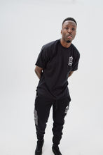Load image into Gallery viewer, 'g' logo oversized tee
